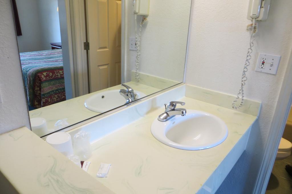 Capri Motel Redwood City Oda fotoğraf